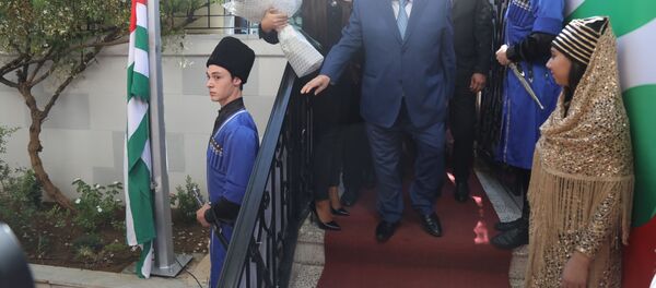 وزير الخارجية السوري وليد المعلم يحضر افتتاح سفارة أبخازيا في دمشق، سوريا 6 أكتوبر 2020 - سبوتنيك عربي