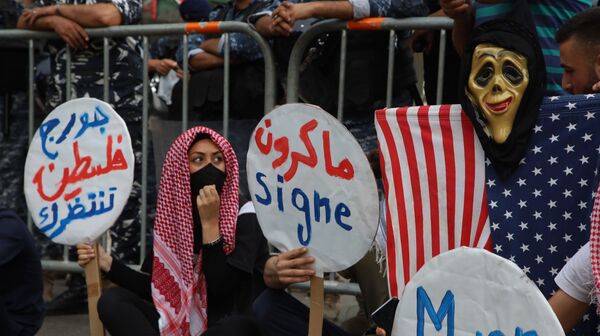  تظاهرة أمام السفارة الفرنسية في بيروت في الذكرى 36 على اعتقال جورج عبد الله.. صور وفيديو - سبوتنيك عربي