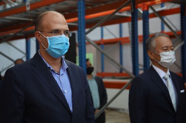 بعد أن دمره انفجار المرفأ في بيروت... وضع حجر الأساس لإعادة بناء المستودع المركزي للدواء..فيديو بعد أن دمره انفجار المرفأ في بيروت... وضع حجر الأساس لإعادة بناء المستودع المركزي للدواء..فيديو - سبوتنيك عربي