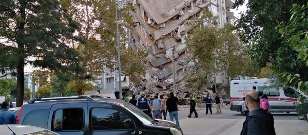 زلزال قوته 6.6 ريختر يضرب مدينة إزمير غربي تركيا 30 أكتوبر 2020 زلزال قوته 6.6 ريختر يضرب مدينة إزمير غربي تركيا 30 أكتوبر 2020 - سبوتنيك عربي