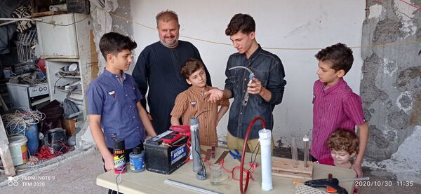 شاب سوري يبتكر جهازا يوفر 50% من استهلاك البنزين والديزل - سبوتنيك عربي