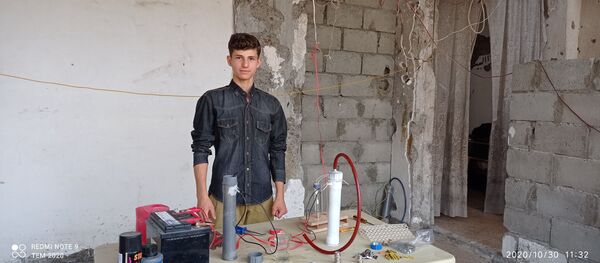 الشاب السوري عبد الرحمن الحيجي يبتكر جهازا يوفر 50% من استهلاك البنزين والديزل - سبوتنيك عربي