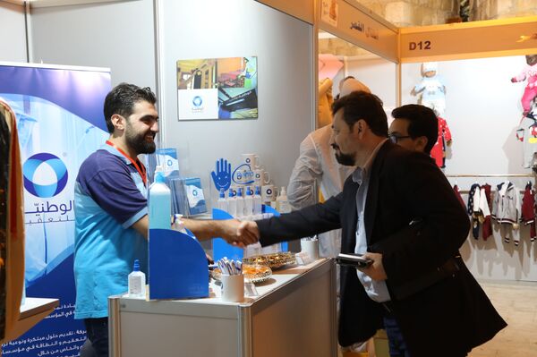 137 شابا سوريا يستعيدون حياتهم كرجال أعمال - سبوتنيك عربي