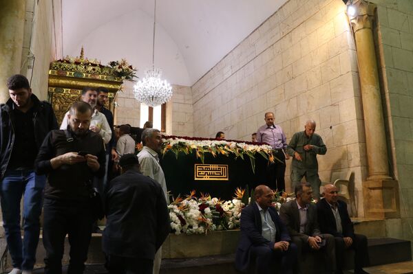 صخرة (الحسين) تعود إلى حلب بعد سنوات على إخفائها... فيديو وصور - سبوتنيك عربي