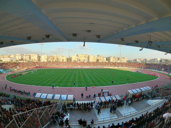 سوريا… رجل أعمال حلبي يحتفي على طريقته بعودة الصخب إلى ملعب الحمدانية (فيديو) - سبوتنيك عربي