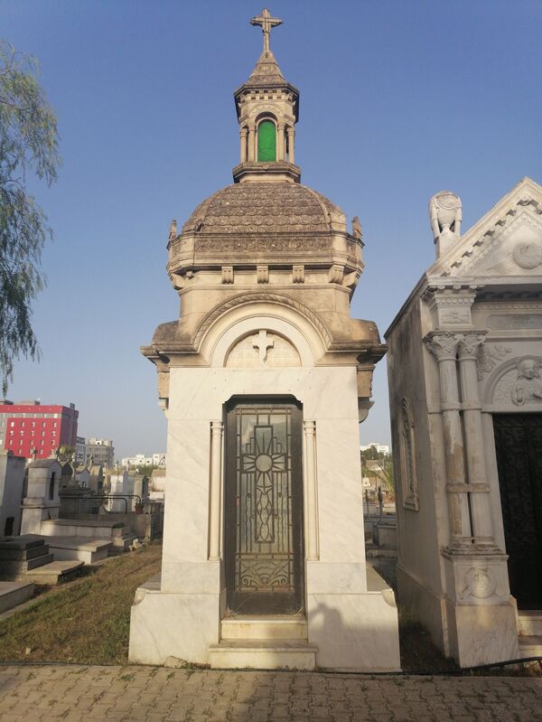 مسيحيو تونس يحيون عيد الأموات في مقبرة تحمل آيات قرآنية - سبوتنيك عربي