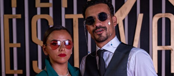 الفنان المصري أحمد داوود مع زوجته الفنانة علا رشدي في الدورة الثالثة لمهرجان الجونة السينمائي، 24 سبتمبر/ أيلول 2019 - سبوتنيك عربي