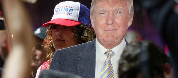 مظاهرات تعم شوارع الولايات المتحدة بعد صدور نتائج التصويت في الانتخابات الرئاسية الأمريكية 2020 - سبوتنيك عربي