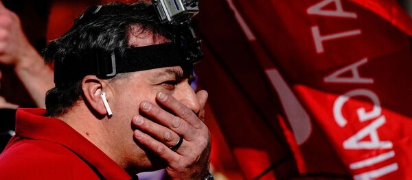 أنصار الرئيس الأمريكي دونالد ترامب خلال فعالية احتجاجية أوقفوا السرقة (Stop the Steal) في ماديسون بولاية ويسكونسن، احتجاجا على نتائج الانتخابات الرئاسية الأمريكية 2020، الولايات المتحدة 7 نوفمبر 2020 - سبوتنيك عربي