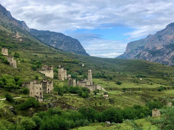منظر لمجمع الأبراج الأثري إرزي، إنغوشيا - سبوتنيك عربي