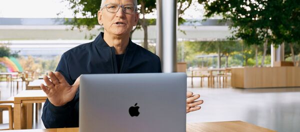 شركة آبل تقدم أجهزة حاسوب ماك الجديدة، والتي يعتقد أنها ستستخدم رقائق المعالجات التي طورتها بنفسها، كاليفورنيا، الولايات المتحدة 10 نوفمبر 2020 شركة آبل تقدم أجهزة حاسوب ماك الجديدة، والتي يعتقد أنها ستستخدم رقائق المعالجات التي طورتها بنفسها، كاليفورنيا، الولايات المتحدة 10 نوفمبر 2020 - سبوتنيك عربي