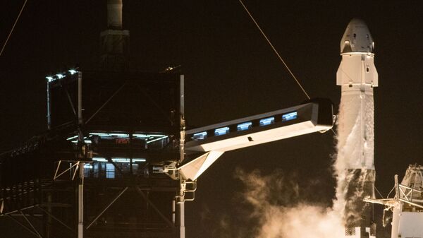 إطلاق مركبة سبيس إكس والتي تحمل اسم كرو دراغون عن طريق صاروخ فالكون 9، من مركز كينيدي للفضاء التابع لناسا في كيب كانافيرال بولاية فلوريدا، الولايات المتحدة 16 نوفمبر 2020 - سبوتنيك عربي