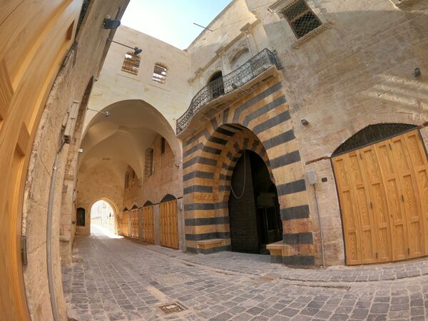 حلب تستنهض أمجاد سوق الحرير التاريخي... صور وفيديو - سبوتنيك عربي