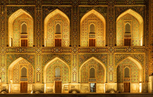 صورة مدرسة تيليا-كاري في أوزبكستان، للمصور جان-كلود تيلين، وصلت إلى نهائيات المسابقة الدولية المصور التاريخي لعام 2020 - سبوتنيك عربي