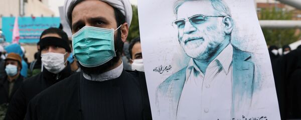 مراسم دفن العالم النووي والدفاعي الإيراني محسن فخري زاده، طهران، إيران 28 نوفمبر 2020 - سبوتنيك عربي