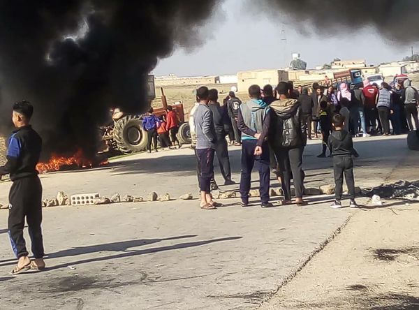 قبيلتا الشرابين والمعامرة تطالبان برحيل الجيش الأمريكي عن مناطقهما شرقي سوريا - سبوتنيك عربي