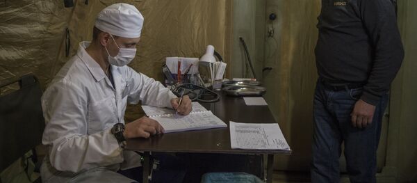 الأطباء الروس يستقبلون مرضى من ستيباناكيرت في منطقة قره باغ، 1 ديسمبر 2020 الأطباء الروس يستقبلون مرضى من ستيباناكيرت في منطقة قره باغ، 1 ديسمبر 2020 - سبوتنيك عربي