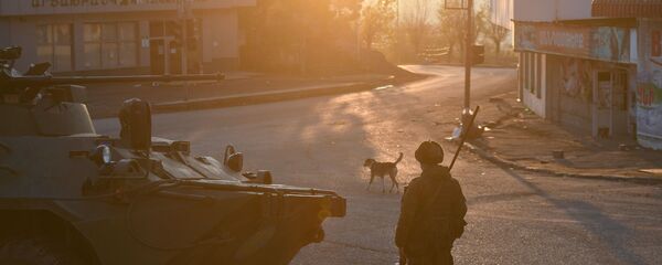 قوات حفظ السلام الروسية في مدينة لاتشين (بردزور) الأذربيجانيية في منطقة ناغورني قره باغ، 1 ديسمبر 2020 قوات حفظ السلام الروسية في مدينة لاتشين (بردزور) الأذربيجانيية في منطقة ناغورني قره باغ، 1 ديسمبر 2020 - سبوتنيك عربي