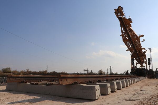 بعد 8 سنوات... السكك السورية تستأنف رحلات (دمشق- وحلب) وتستعد للربط مع العراق - سبوتنيك عربي