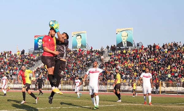 برصيد 80 عاما... سعاد كنعان أقدم مشجعة كروية على المدرجات.. فيديو وصور برصيد 80 عاما... سعاد كنعان أقدم مشجعة كروية على المدرجات.. فيديو وصور - سبوتنيك عربي