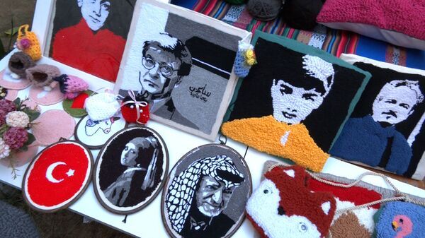 آية المغاري... فلسطينية تجسد لوحات فنية بالإبرة والخيط - سبوتنيك عربي