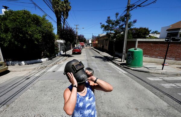 الكسوف الكلي للشمس في فالباريسو، تشيلي في 14 ديسمبر 2020 - سبوتنيك عربي