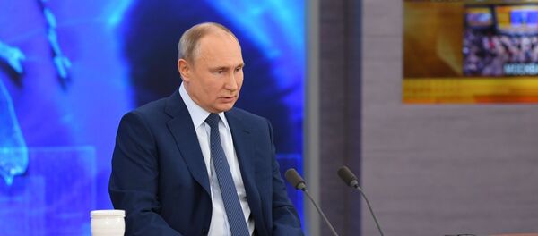 المؤتمر الصحفي الكبير للرئيس الروسي فلاديمير بوتين عبر الفيديو، 17 ديسمبر 2020 - سبوتنيك عربي