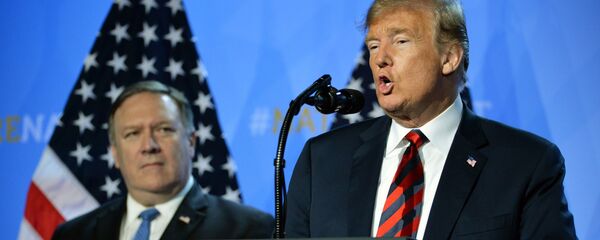 الرئيس الأمريكي دونالد ترامب ووزير خارجيته مايك بومبيو - سبوتنيك عربي