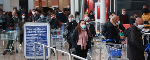 الوضع في بريطانيا مع ظهور سلالة كورونا الجديدة -المحلات التجارية في لندن، إنجلترا 21 ديسمبر 2020 - سبوتنيك عربي