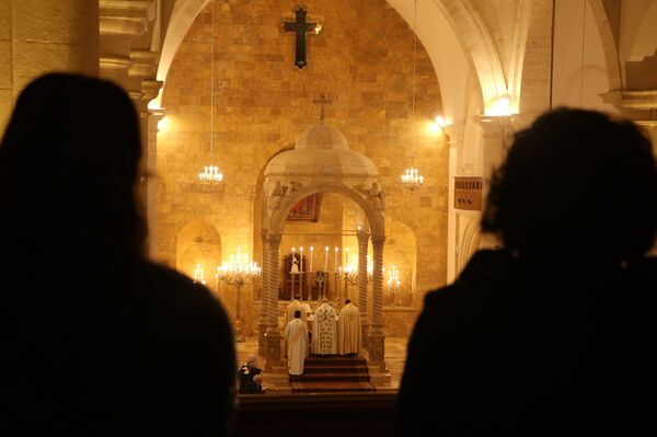 كنائس حلب تصلي للسلام وخلاص البشرية... فيديو - سبوتنيك عربي