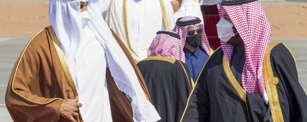 ولي العهد السعودي محمد بن سلمان مع أمير دولة قطر تميم بن حمد  - سبوتنيك عربي