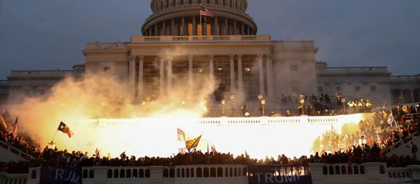 تجمع لأنصار الرئيس الأمريكي دونالد ترامب في واشنطن.  - سبوتنيك عربي