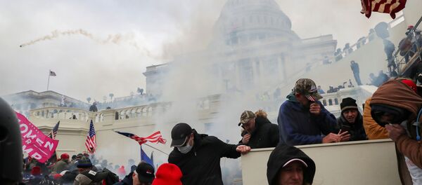 تجمع لأنصار الرئيس الأمريكي دونالد ترامب في واشنطن. تجمع لأنصار الرئيس الأمريكي دونالد ترامب في واشنطن. - سبوتنيك عربي