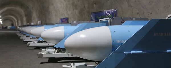 الحرس الثوري الإيراني يكشف قاعدة صواريخ بحرية تحت الأرض على طول ساحل الخليج الحرس الثوري الإيراني يكشف قاعدة صواريخ بحرية تحت الأرض على طول ساحل الخليج - سبوتنيك عربي