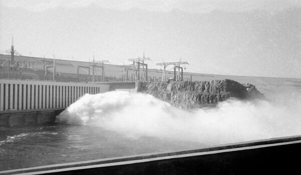 مصر تحتفل بـ 50 عاما على افتتاح السد العالي… كيف ساهم الاتحاد السوفييتي في إنشائه؟ - سبوتنيك عربي