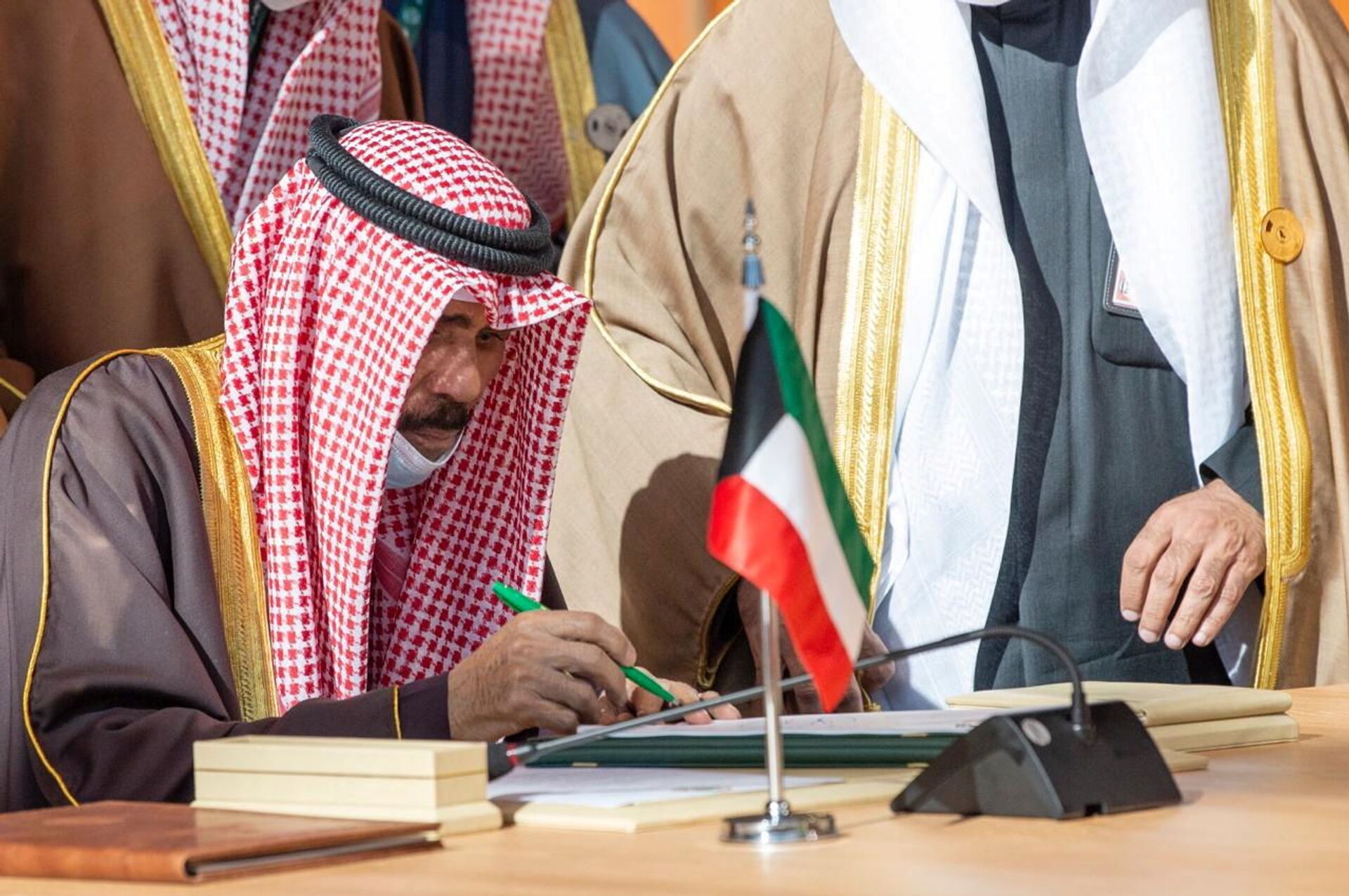 3 حكومات ورئيس وزراء واحد… محطات تشكيل الحكومة الكويتية منذ 2019 - سبوتنيك عربي, 1920, 03.03.2021