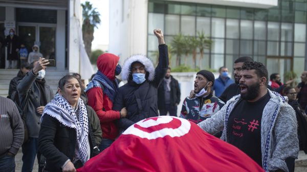 مظاهرات ثورة الجياع في تونس، 12 يناير 2021 مظاهرات ثورة الجياع في تونس، 12 يناير 2021 - سبوتنيك عربي