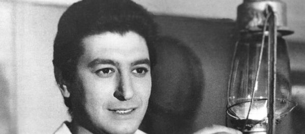 عازف الجيتار المصري الراحل عمر خورشيد - سبوتنيك عربي