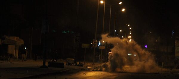 اشتباكات في حي الانطلاقة بالعاصمة تونس - سبوتنيك عربي