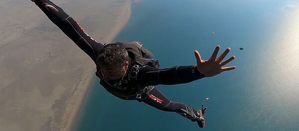 مناورات الاقتدار 99 للقوة البرية للجيش الإيراني في سواحل مكران جنوبي شرق إيران، 19 يناير 2021 مناورات الاقتدار 99 للقوة البرية للجيش الإيراني في سواحل مكران جنوبي شرق إيران، 19 يناير 2021 - سبوتنيك عربي