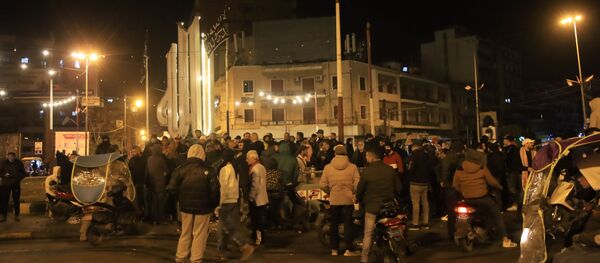 مظاهرات وقطع للطرقات في عدد من مناطق لبنان  - سبوتنيك عربي