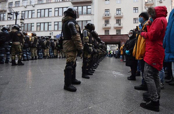 عودة الضحية من بين الأموات.. نافالني في روسيا - سبوتنيك عربي