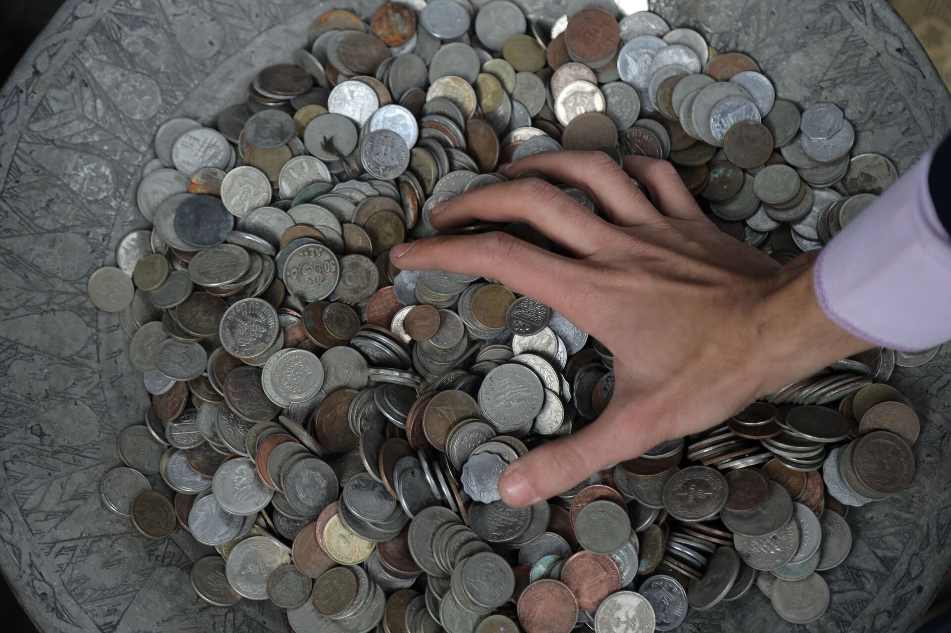 همام عبد الرحمن.. أصغر باحث وجامع عملات عربي - سبوتنيك عربي, 1920, 02.02.2021