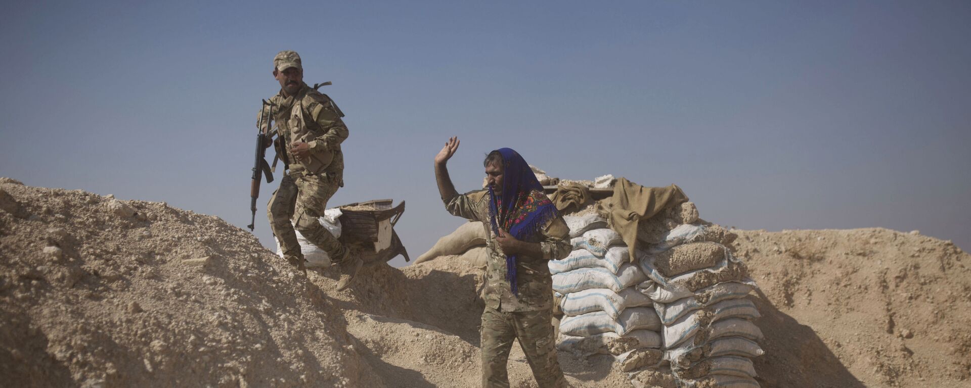 عناصر قوات قسد (قوات سوريا الديمقراطية) المدعومة من الولايات المتحدة الأمريكية، 2019 - سبوتنيك عربي, 1920, 19.05.2025