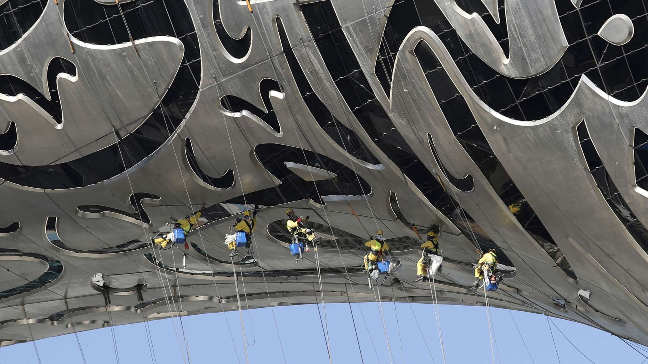 "ثقافة وسياحة أبوظبي" تشارك في "آيكوم 2025"