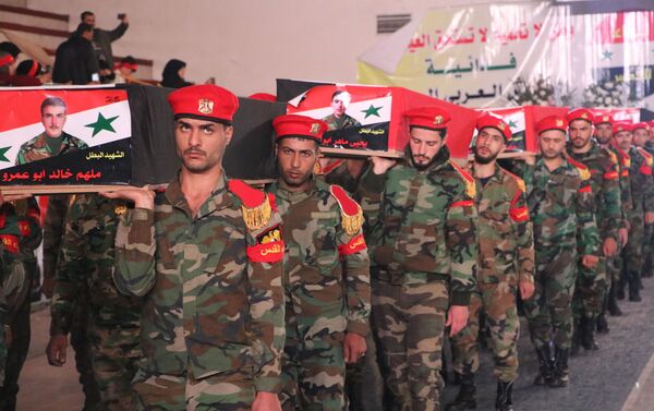 46 جنديا فلسطينيا وسوريا يرقدون في أضرحتهم بعد 1400 يوم - سبوتنيك عربي