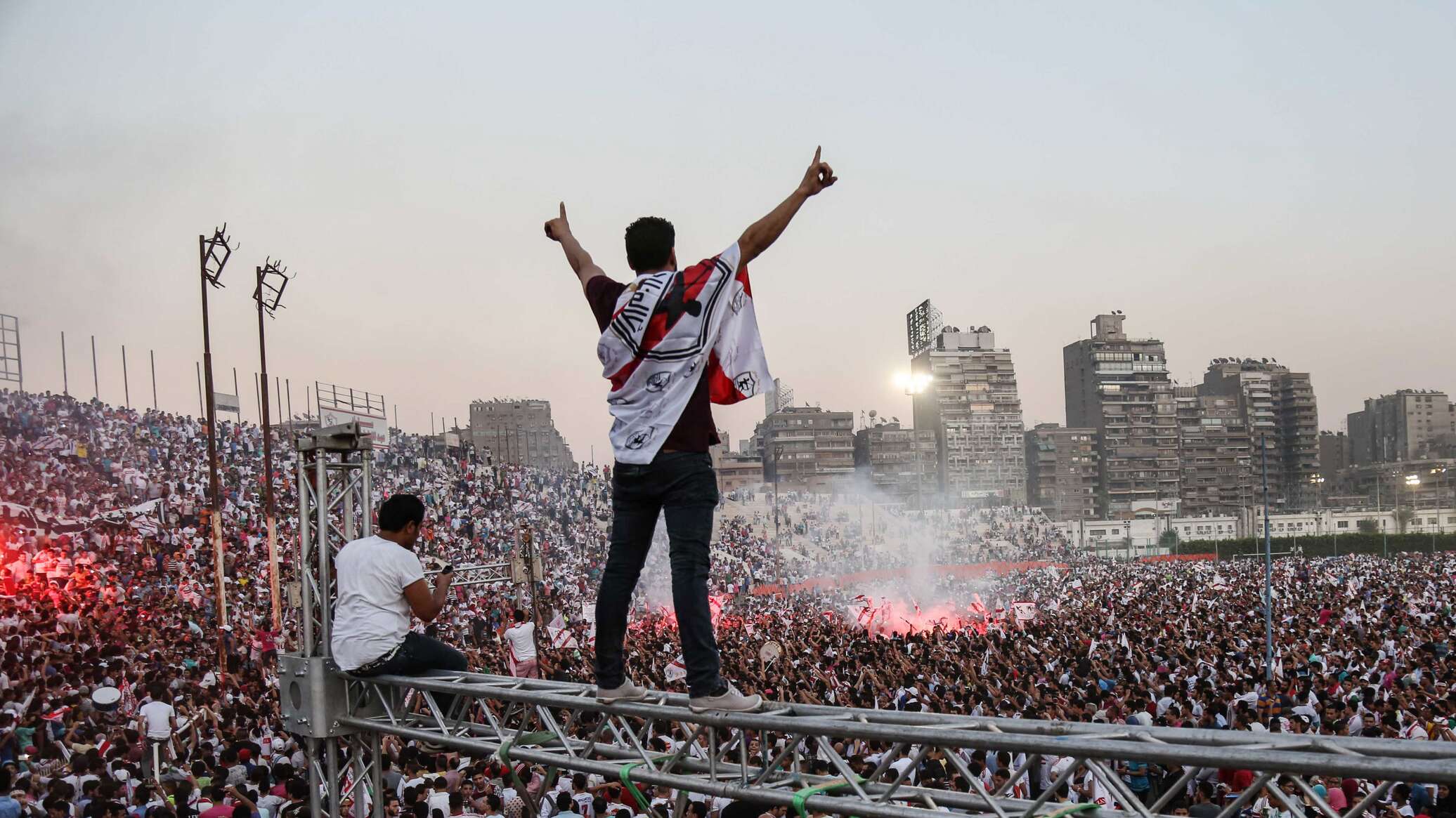 الزمالك المصري يحاول حل أزمة اللاعبين المحتجزين في أبو ظبي قبل عرضهما على النيابة