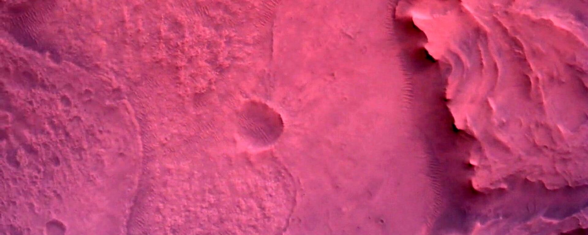 صورة لسطح كوكب المريخ مباشرة أسفل مركبة المركبة المتجولة بيرسيفرانس مارس التابعة لوكالة الفضاء الدولية ناسا، بواسطة كاميرا روفر داون-لوك في صورة تم الحصول عليها في 22 فبراير 2021 - سبوتنيك عربي, 1920, 24.02.2021