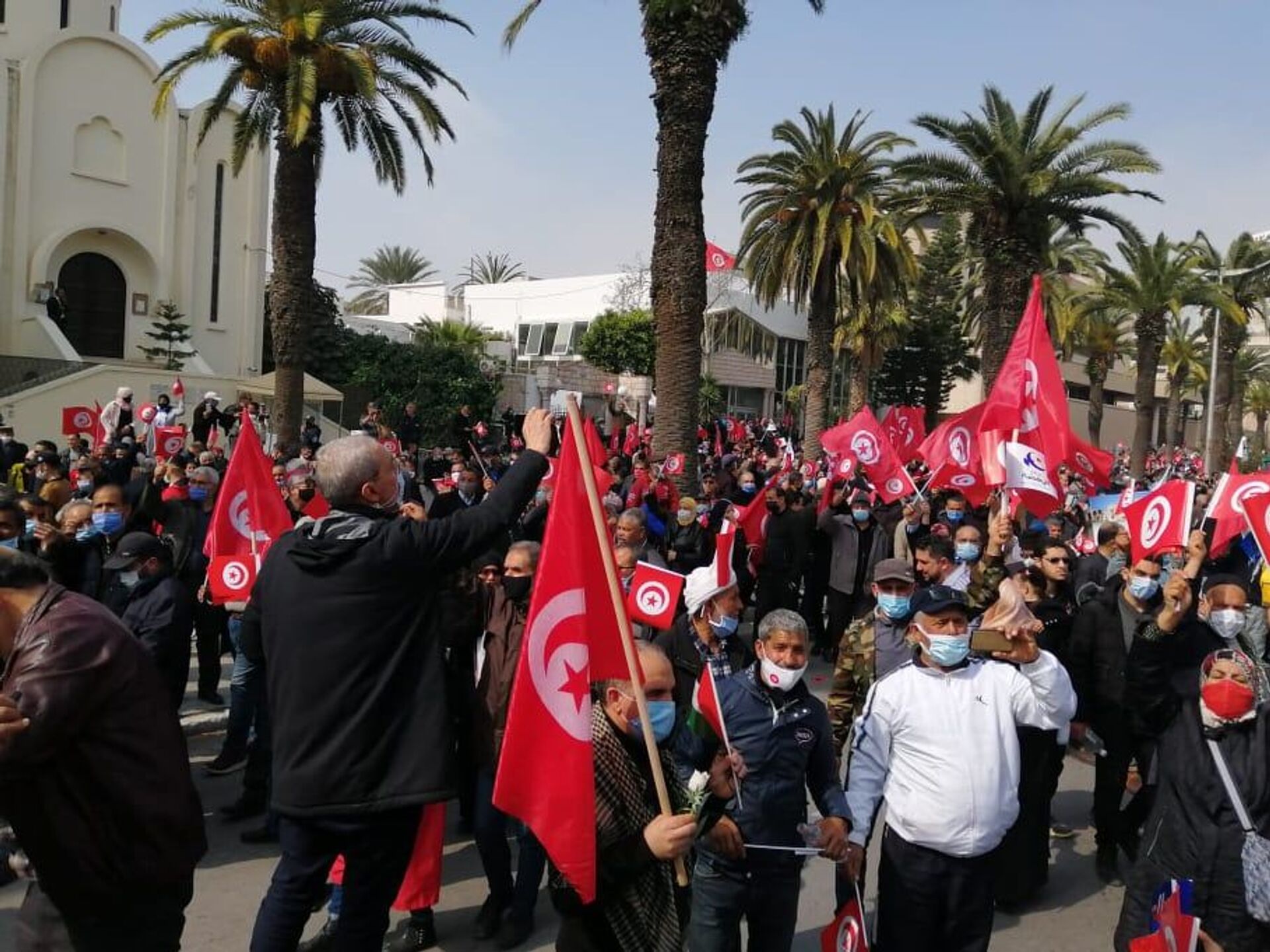 تونس... مسيرة حاشدة لأنصار حركة النهضة في شارع الحبيب بورقيبة... صور وفيديو تونس... مسيرة حاشدة لأنصار حركة النهضة في شارع الحبيب بورقيبة... صور وفيديو - سبوتنيك عربي, 1920, 27.02.2021