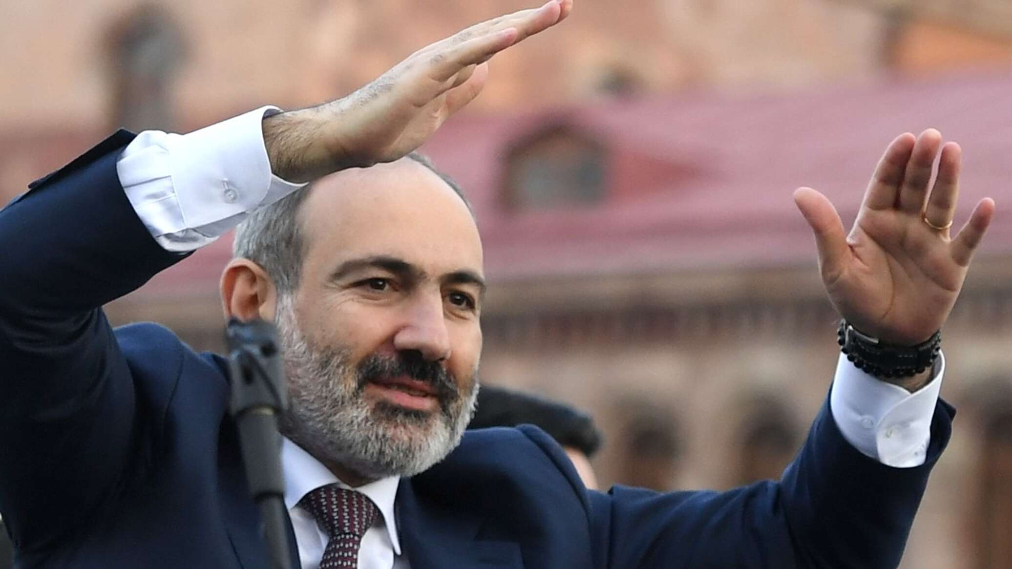 باحث في العلاقات الدولية: المواجهة مع الكنيسة ستؤدي حكما إلى سقوط رئيس وزراء أرمينيا